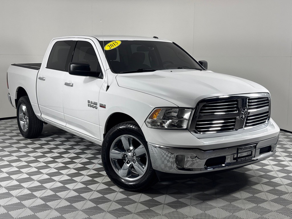 2015 RAM 1500 Image 2