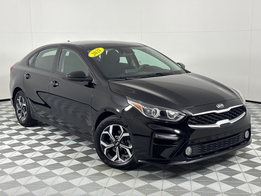 2021 Kia Forte Image 2