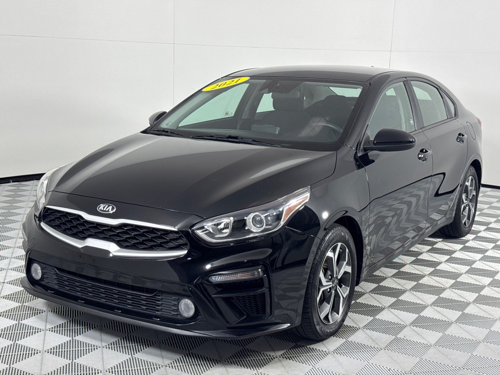 2021 Kia Forte Image 8