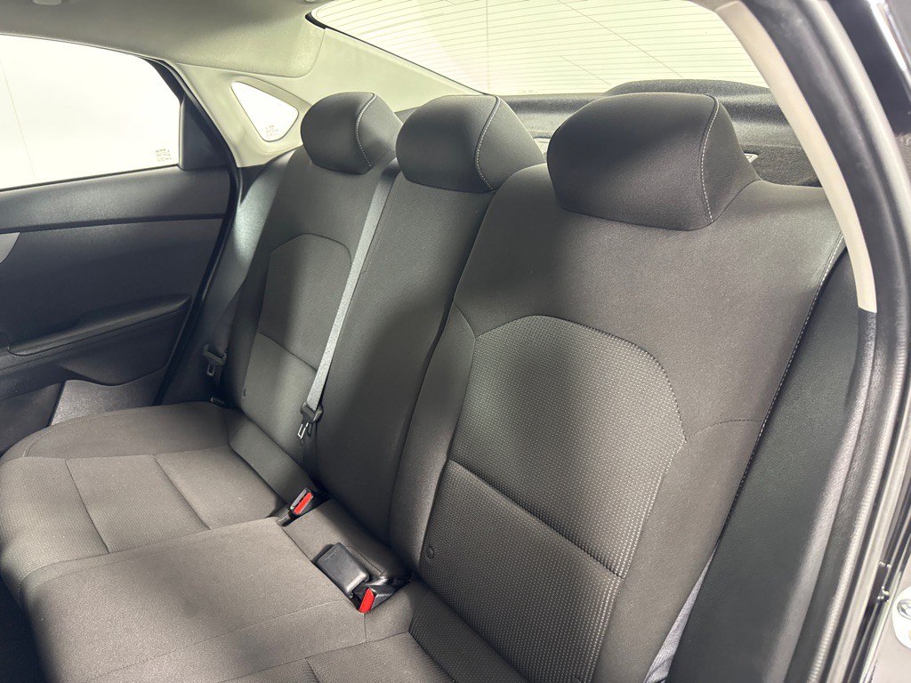 2021 Kia Forte Image 19