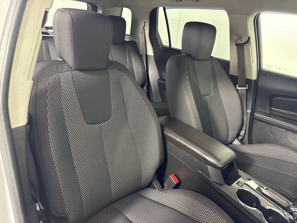 2016 GMC Terrain Image 25