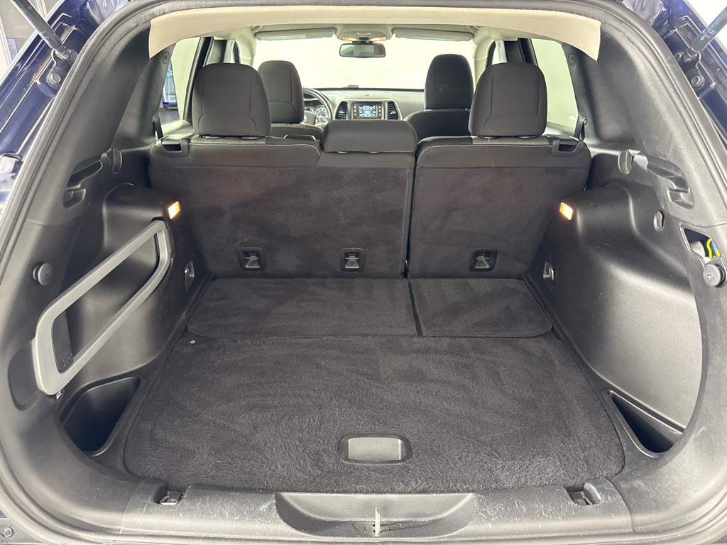 2016 Jeep Cherokee Image 21