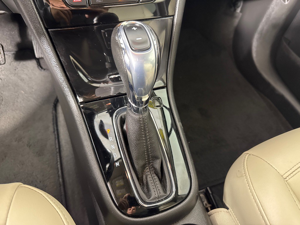2017 Buick Enclave Image 19