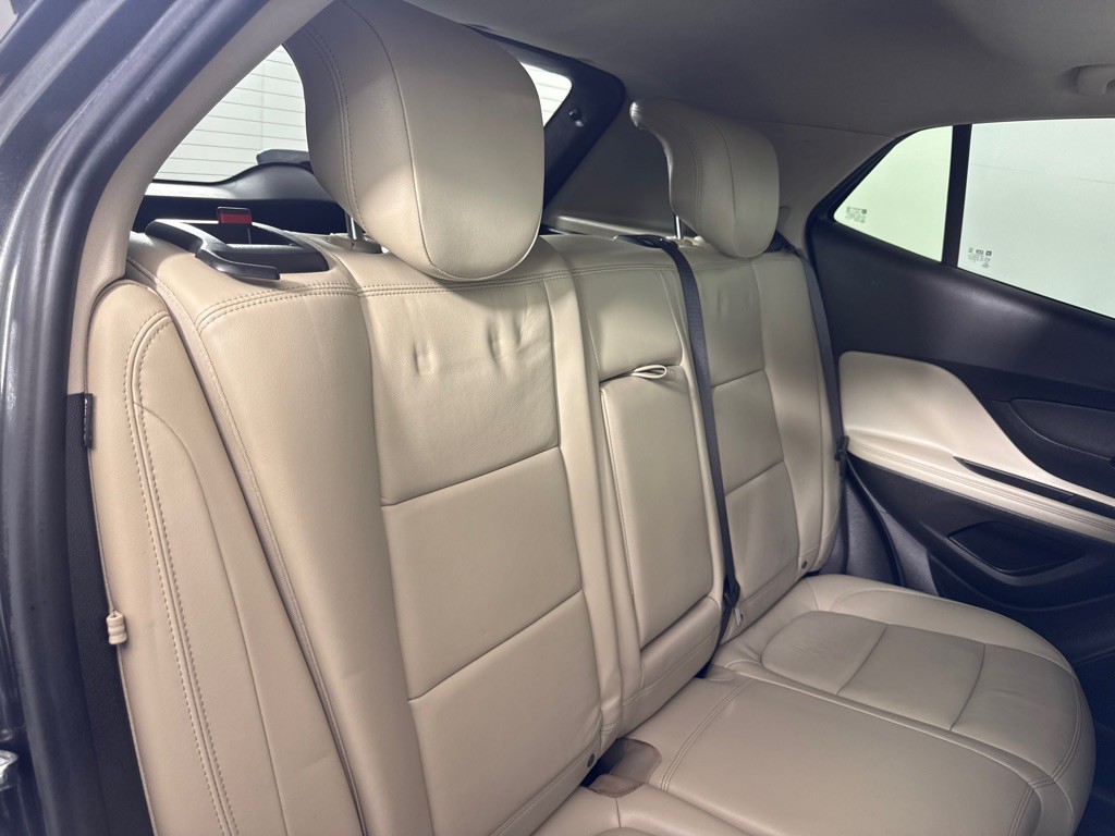 2017 Buick Enclave Image 24