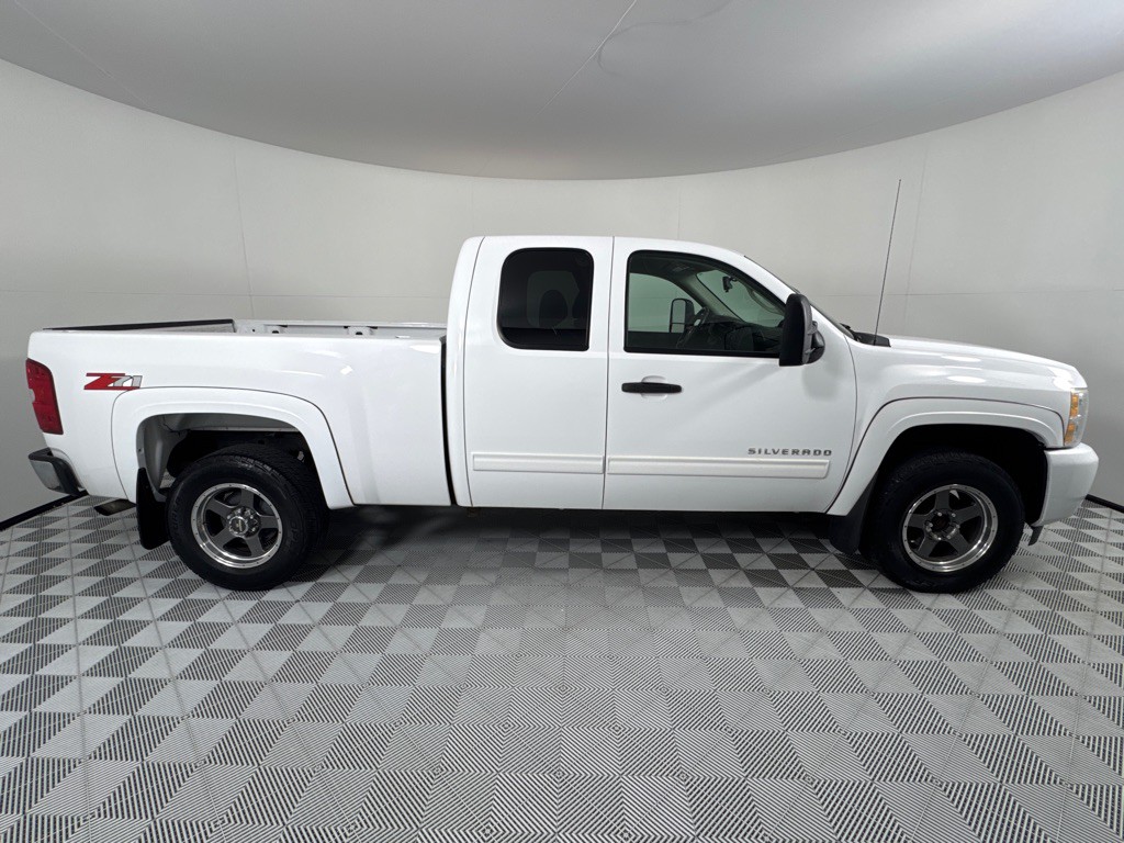 2011 Chevrolet Silverado 1500 Image 4