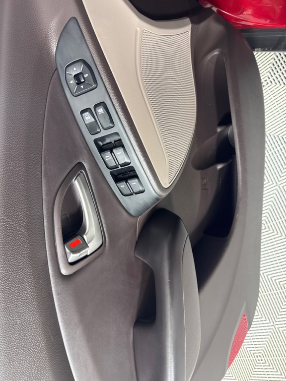 2010 Hyundai Tucson Image 11