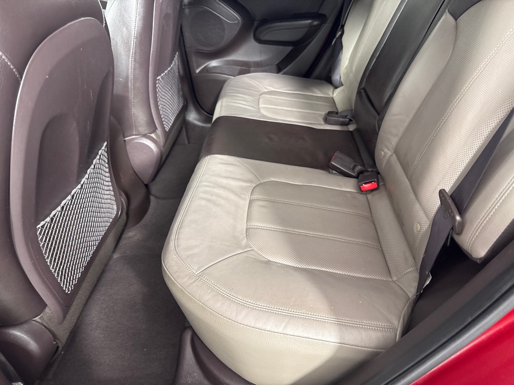 2010 Hyundai Tucson Image 20