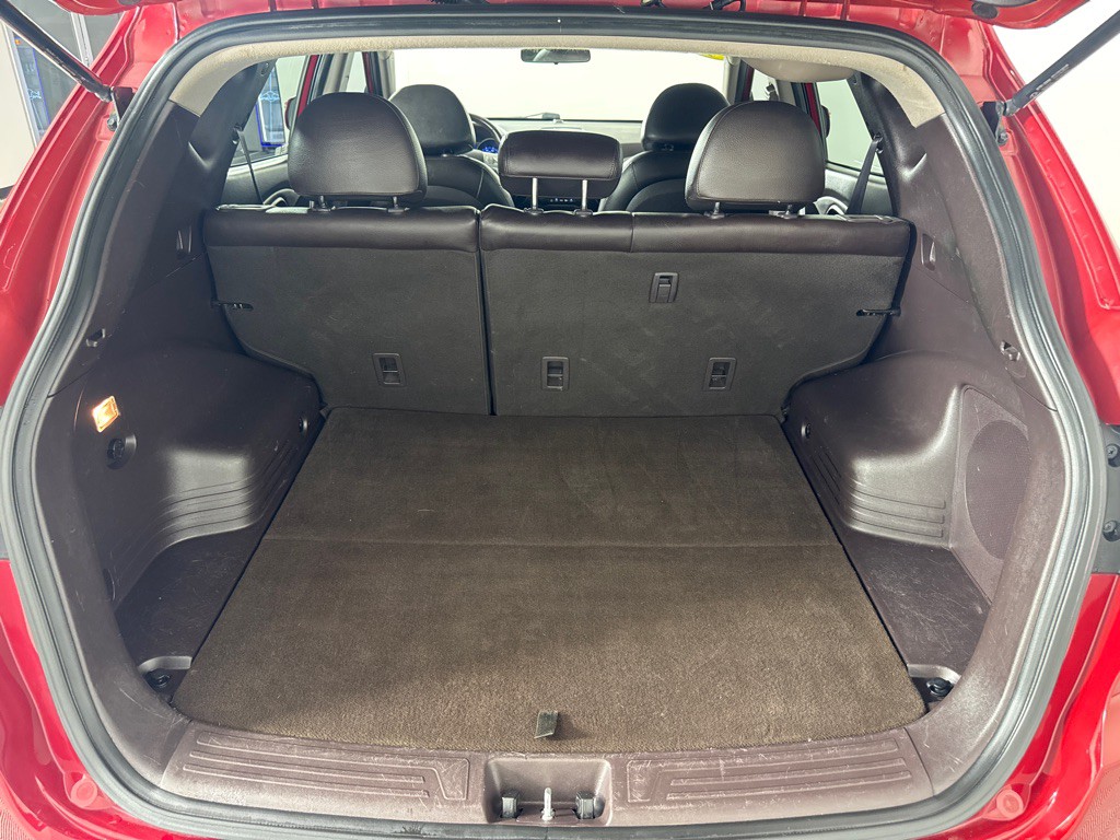 2010 Hyundai Tucson Image 22