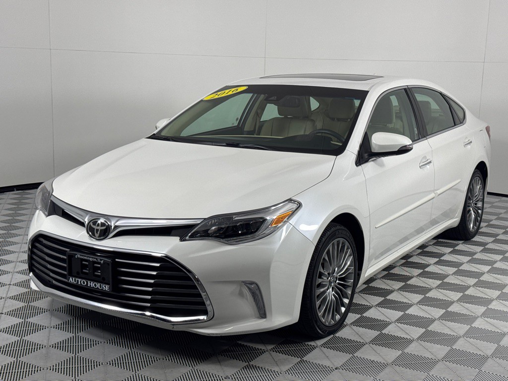 2016 Toyota Avalon Image 11