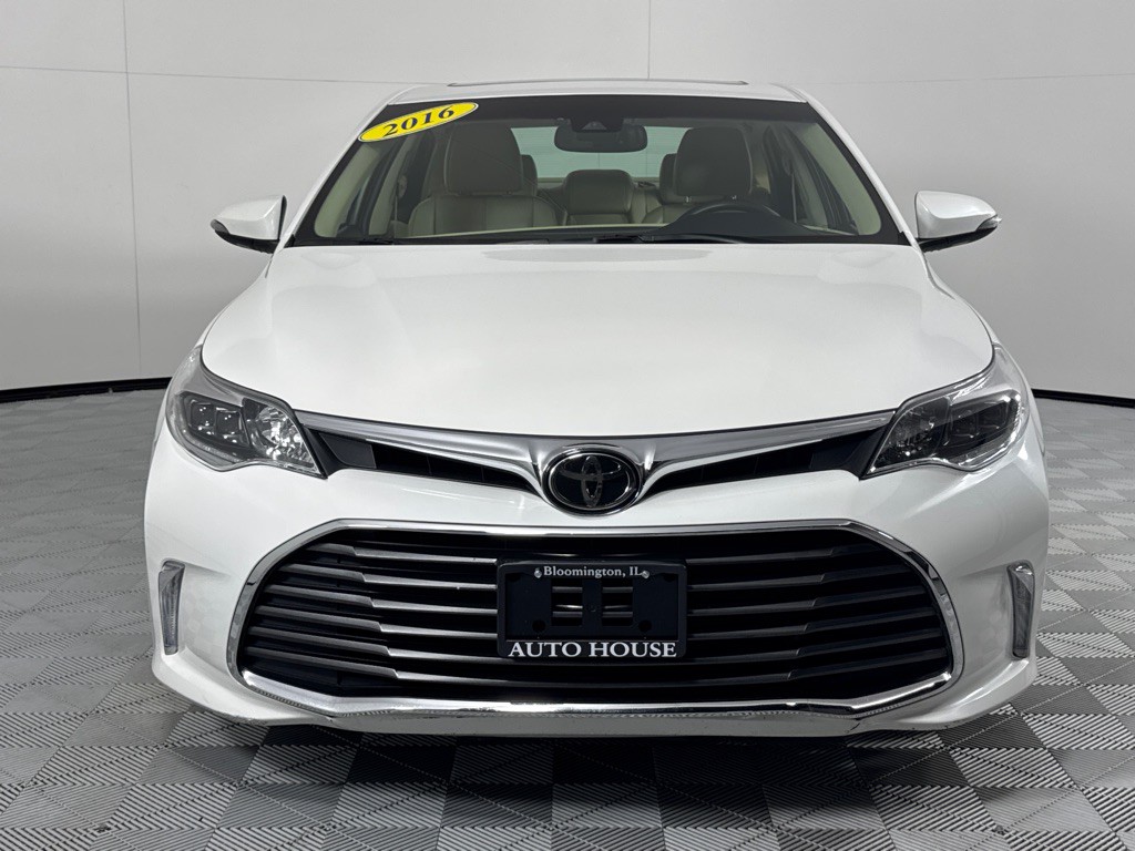 2016 Toyota Avalon Image 12