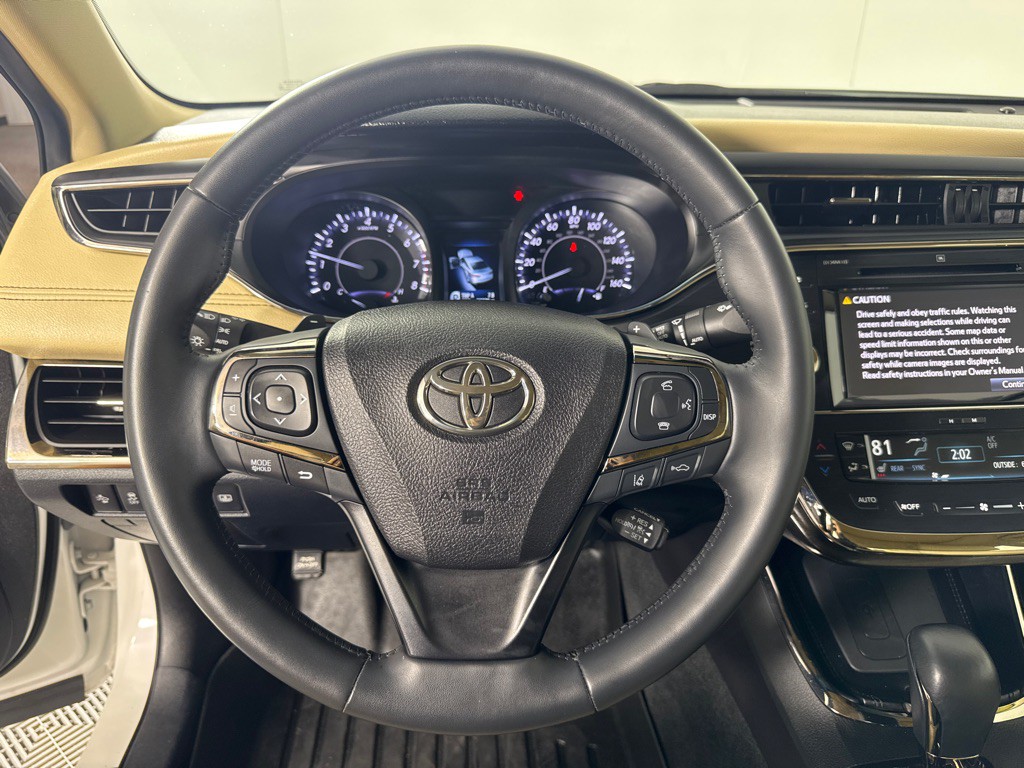 2016 Toyota Avalon Image 17