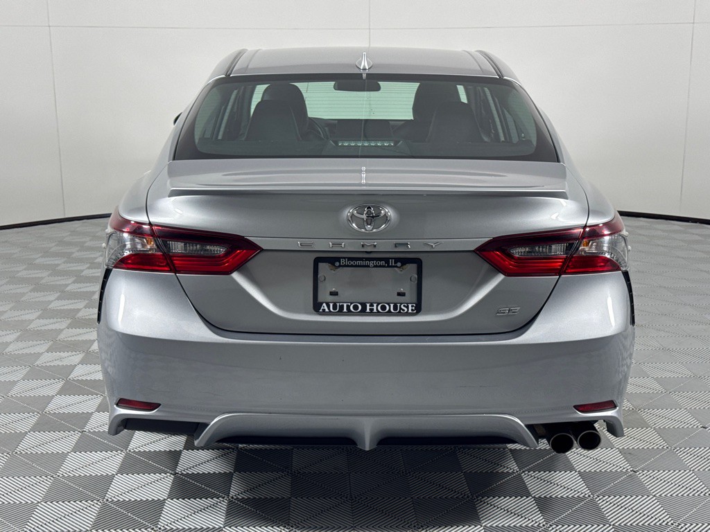 2021 Toyota Camry Image 6