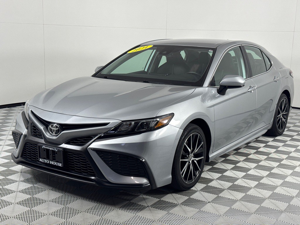 2021 Toyota Camry Image 11