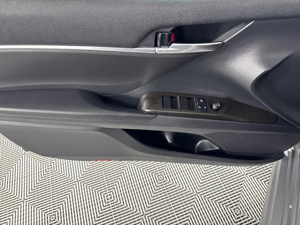2021 Toyota Camry Image 13