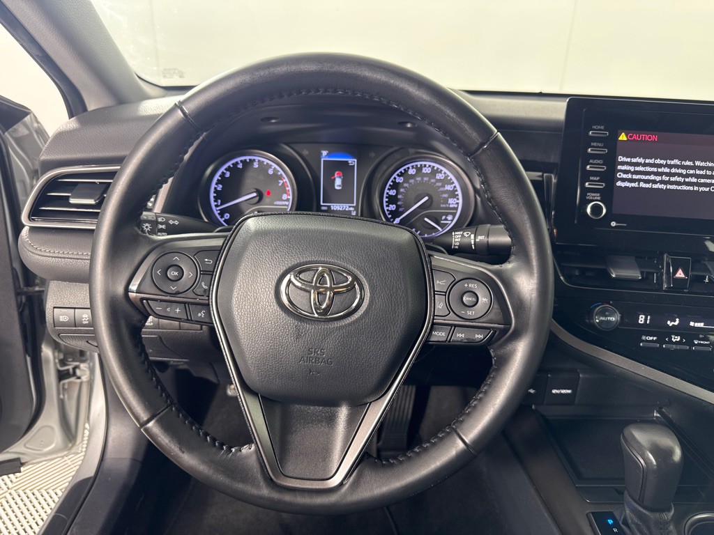 2021 Toyota Camry Image 17