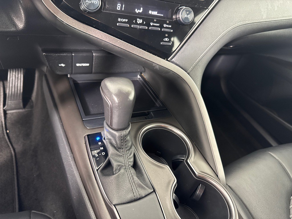 2021 Toyota Camry Image 20