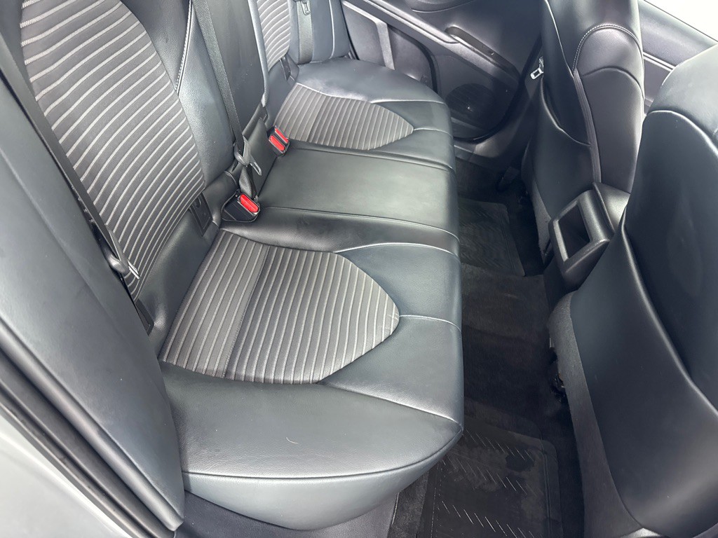 2021 Toyota Camry Image 23