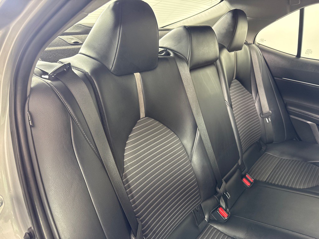 2021 Toyota Camry Image 24