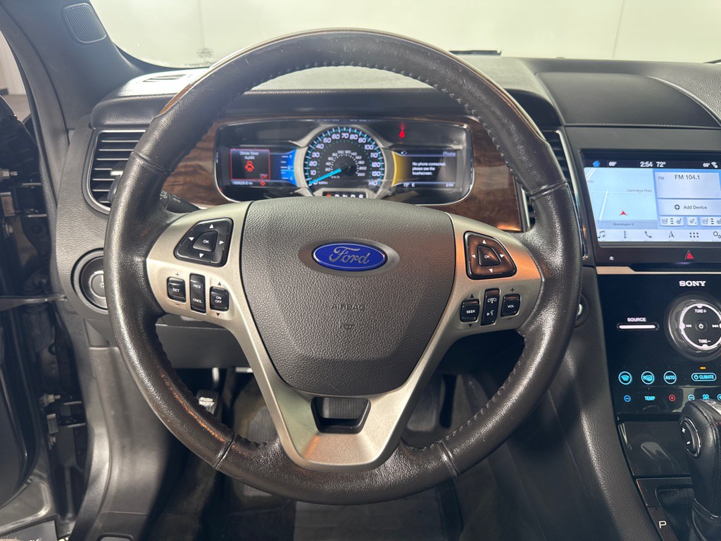 2017 Ford Taurus Image 17