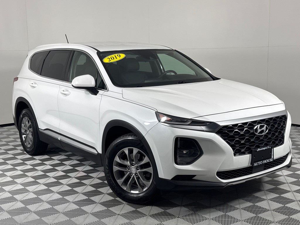 2019 Hyundai Santa Fe Image 2