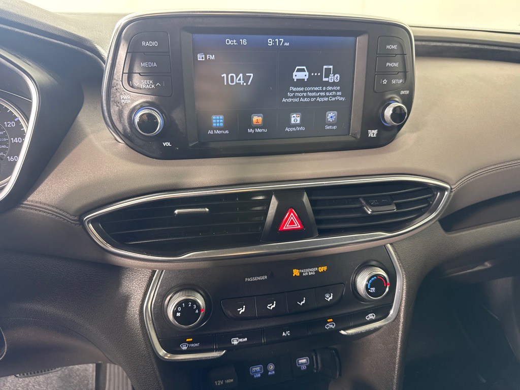 2019 Hyundai Santa Fe Image 17