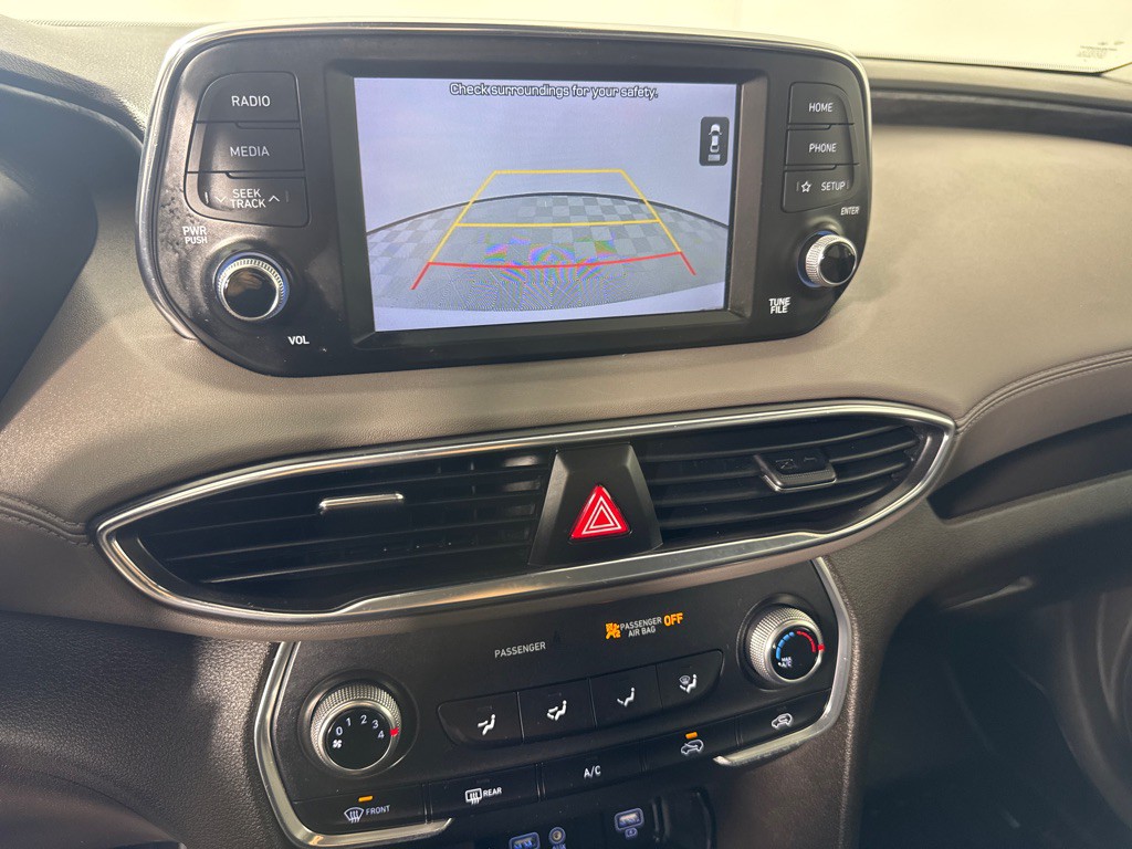 2019 Hyundai Santa Fe Image 18