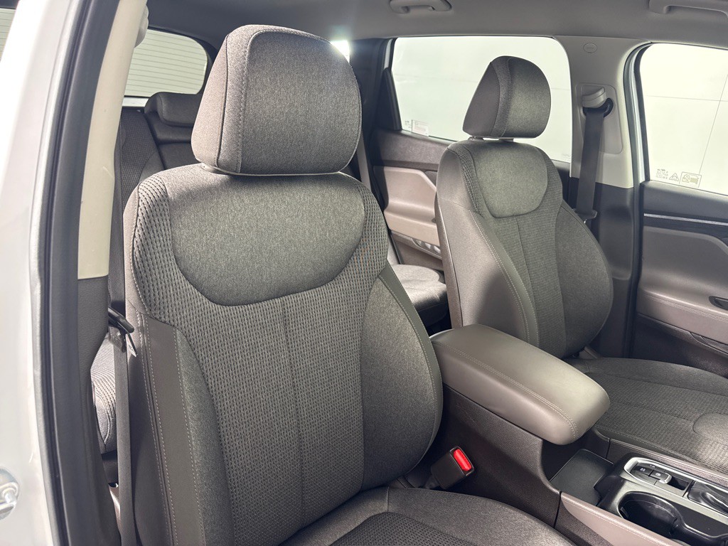 2019 Hyundai Santa Fe Image 24