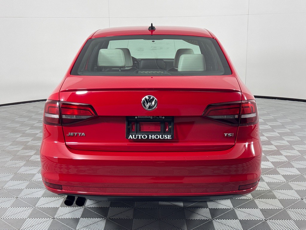 2016 Volkswagen Jetta Image 6