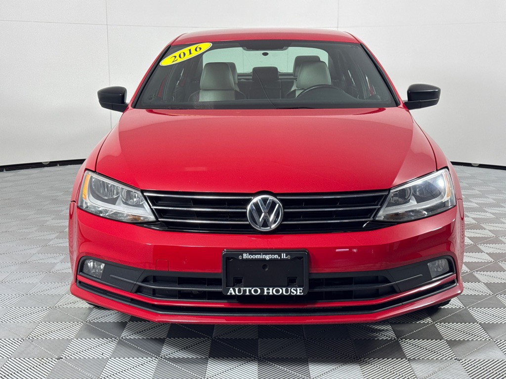 2016 Volkswagen Jetta Image 10