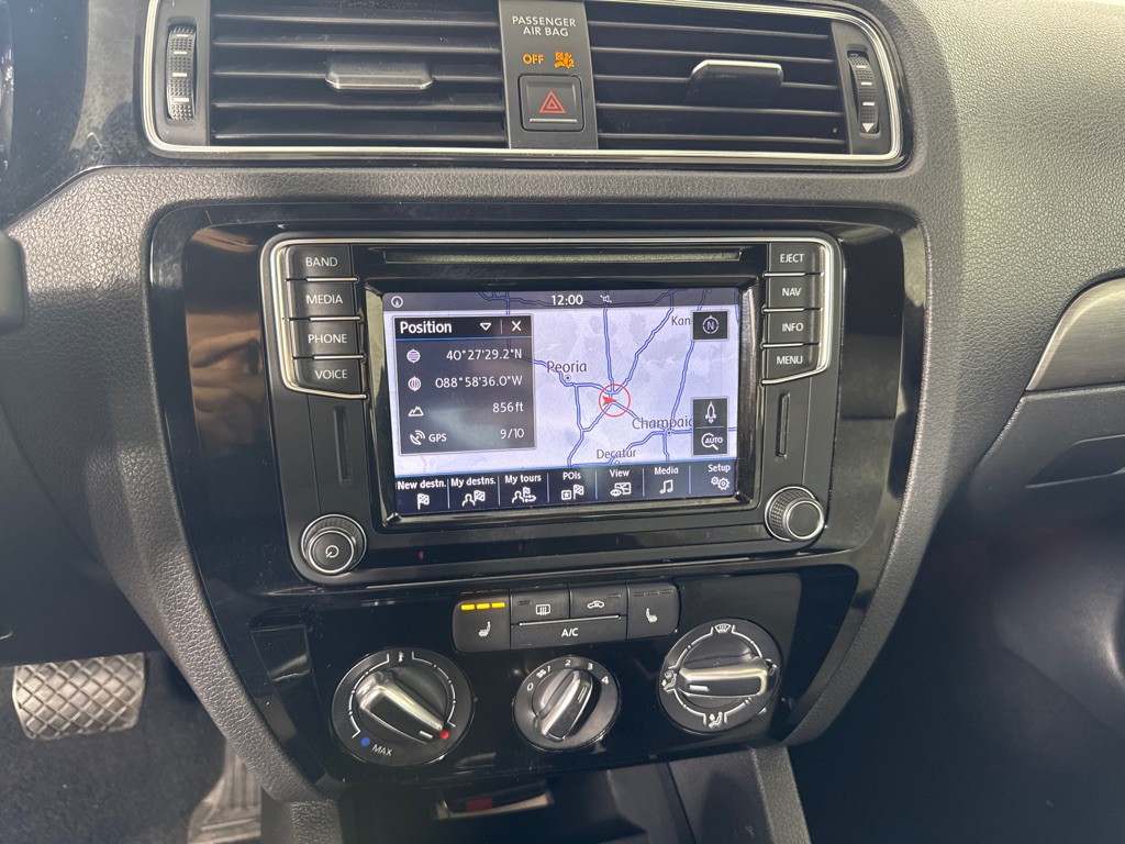 2016 Volkswagen Jetta Image 17