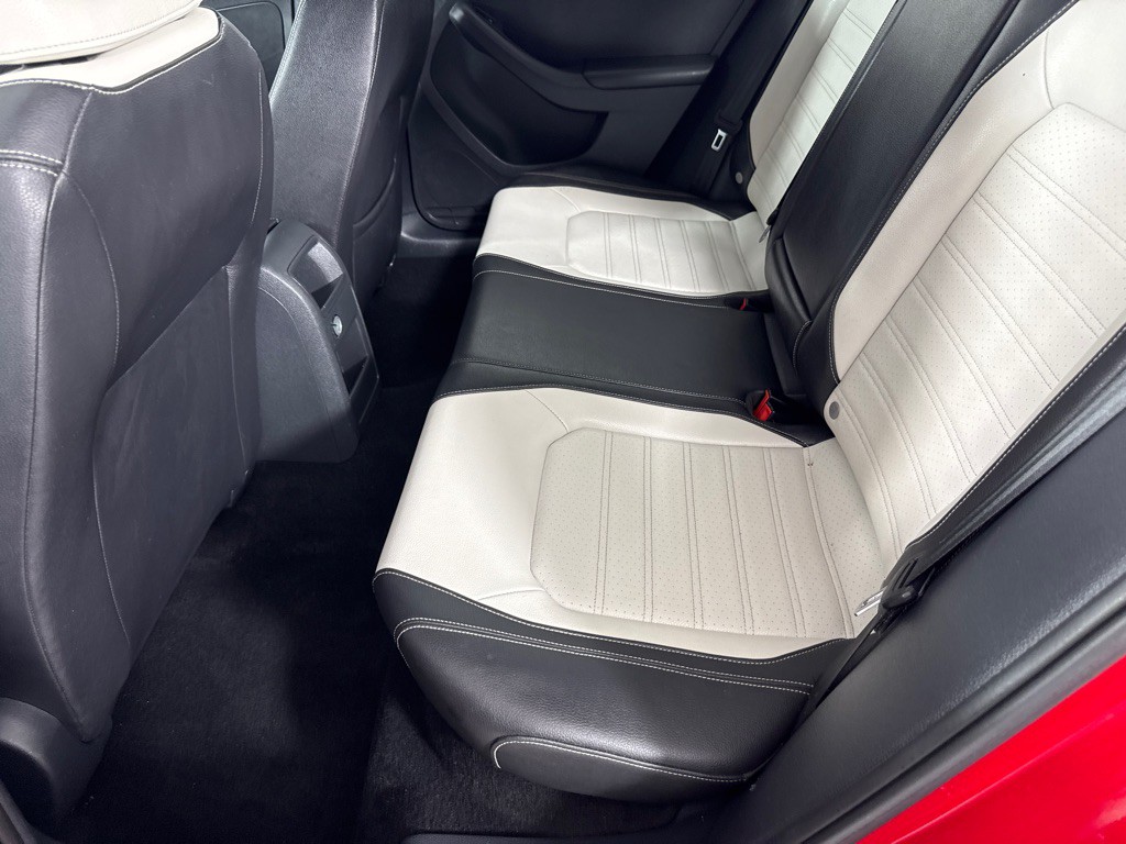 2016 Volkswagen Jetta Image 19