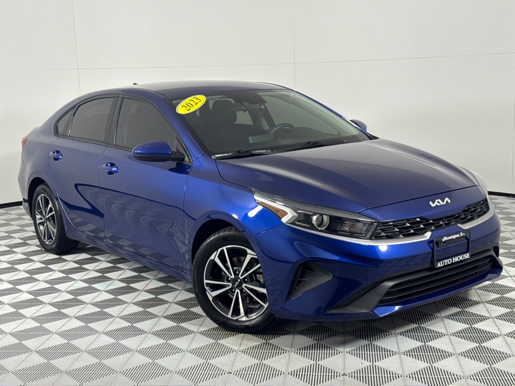 2023 Kia Forte Image 2
