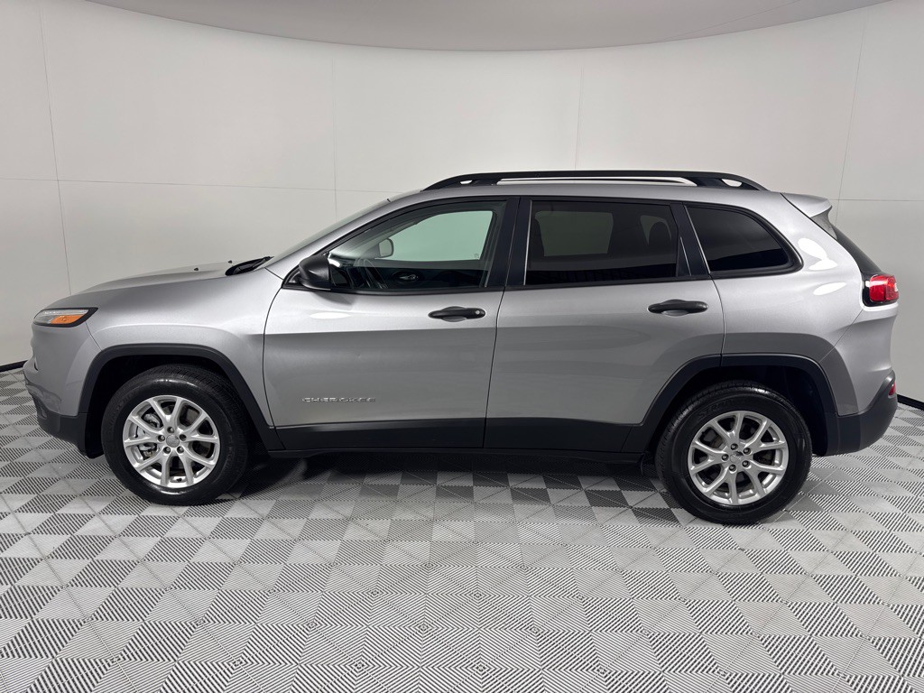 2016 Jeep Cherokee Image 8