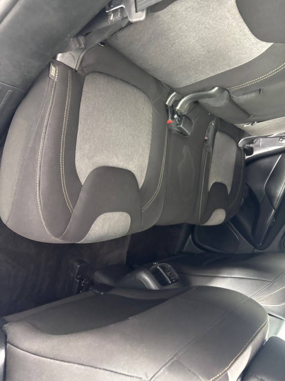 2016 Jeep Cherokee Image 22