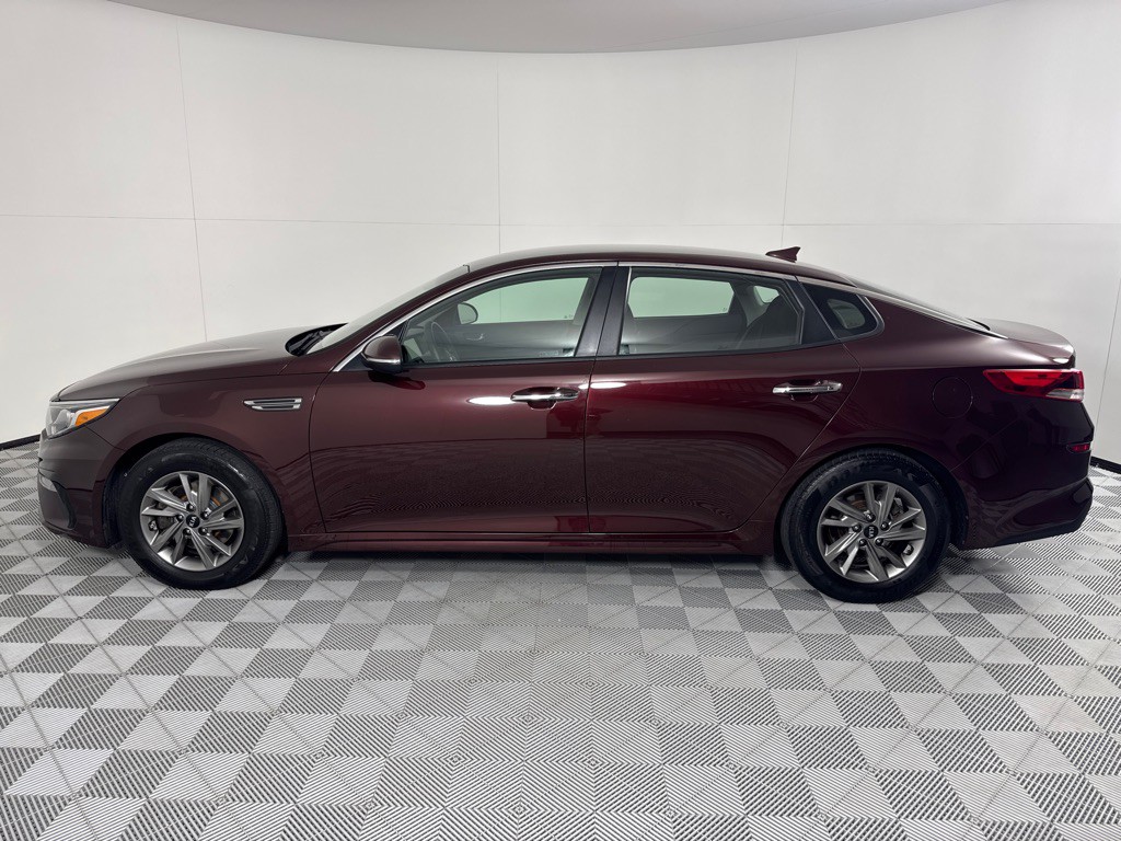 2019 Kia Optima Image 8