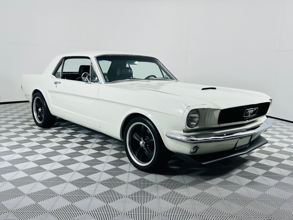 1966 Ford Mustang Image 4