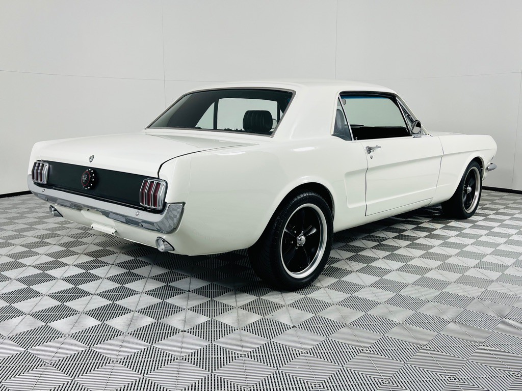 1966 Ford Mustang Image 7