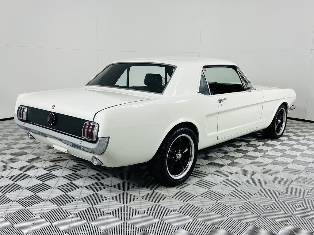 1966 Ford Mustang Image 8