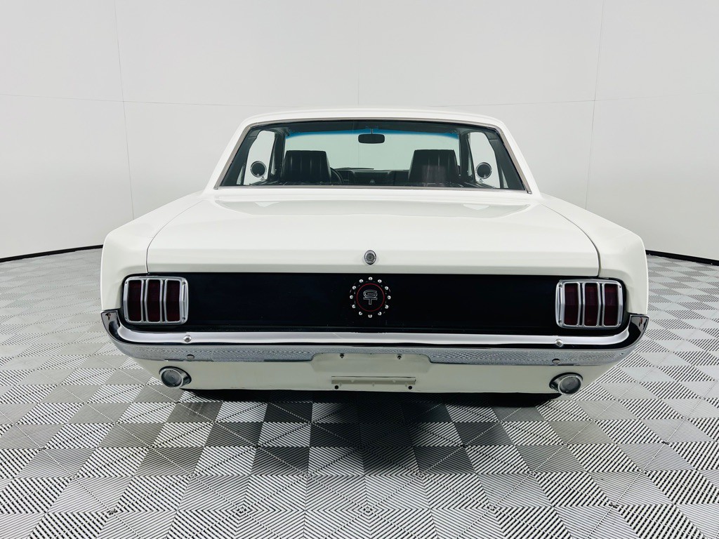 1966 Ford Mustang Image 10