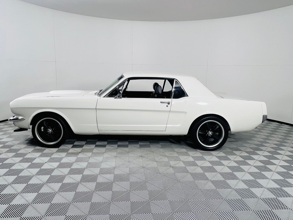 1966 Ford Mustang Image 13