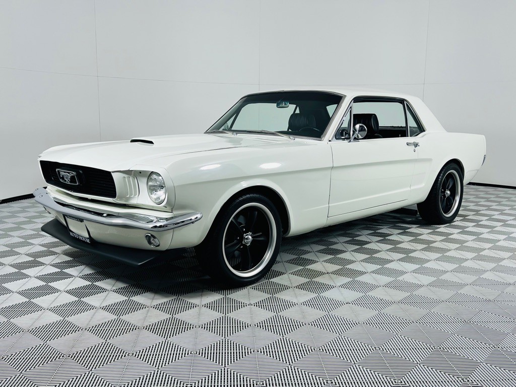 1966 Ford Mustang Image 14