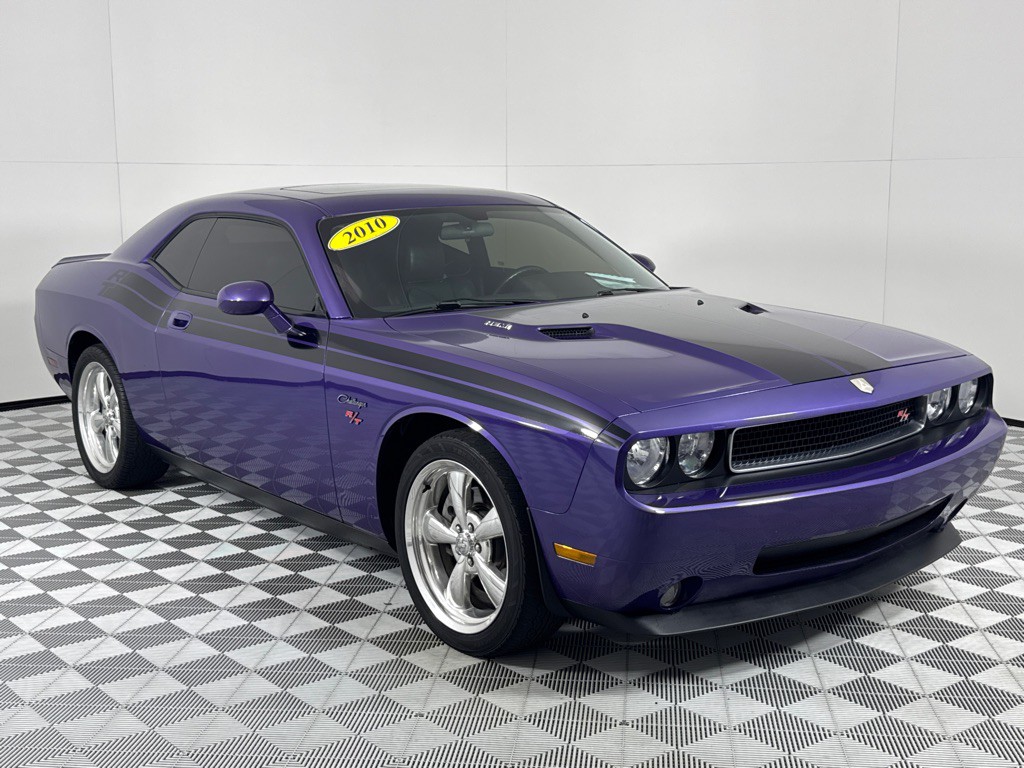 2010 Dodge Challenger Image 3