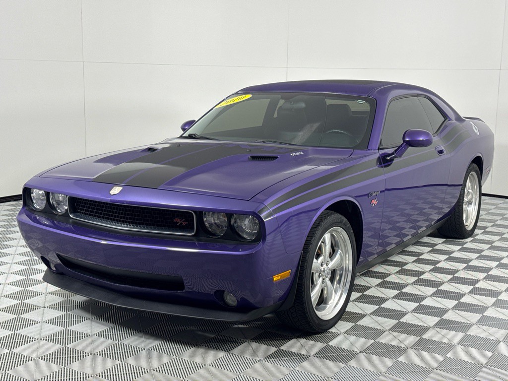 2010 Dodge Challenger Image 11
