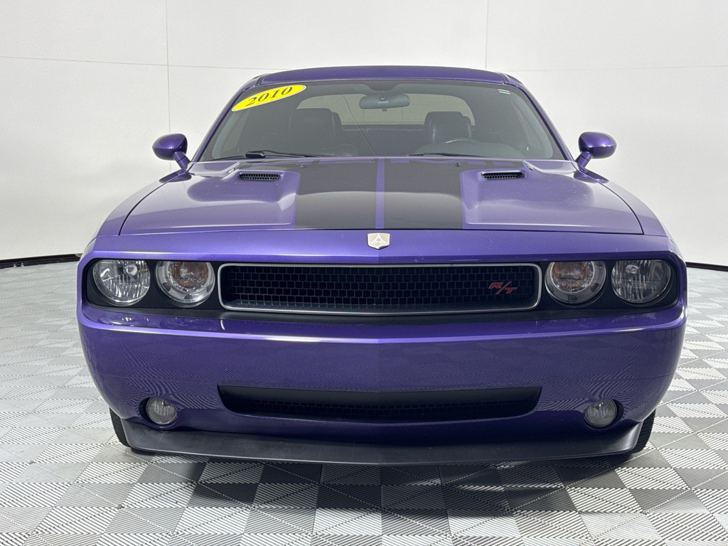 2010 Dodge Challenger Image 12