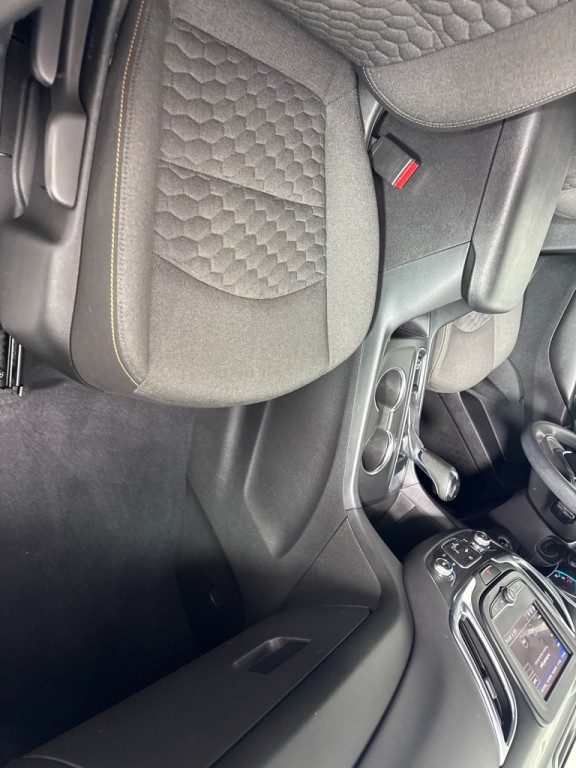 2021 Chevrolet Equinox Image 24