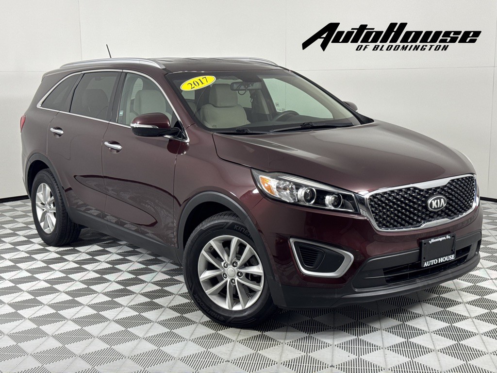 2017 Kia Sorento Image 1