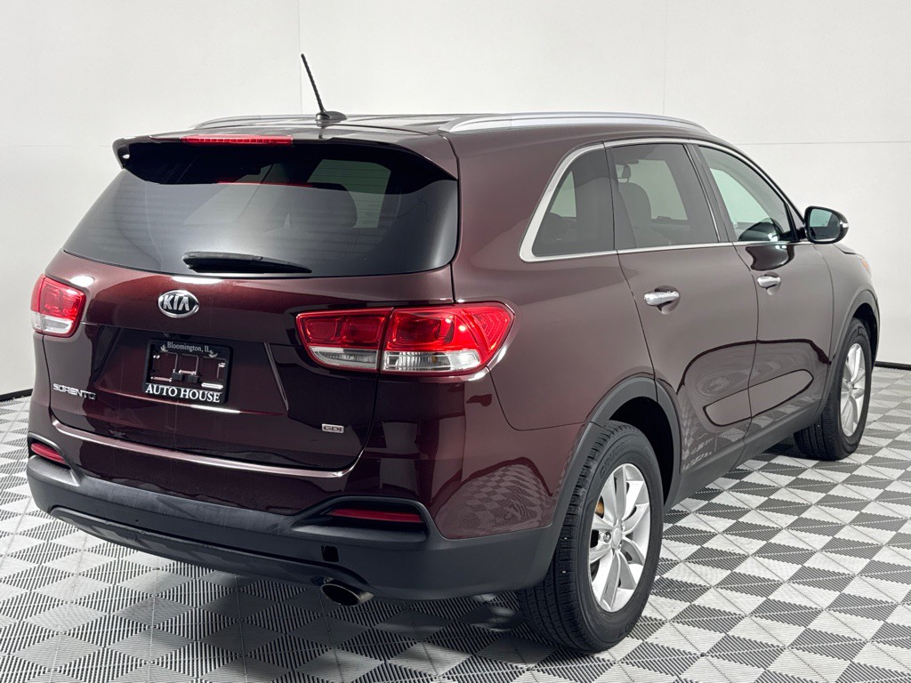 2017 Kia Sorento Image 5