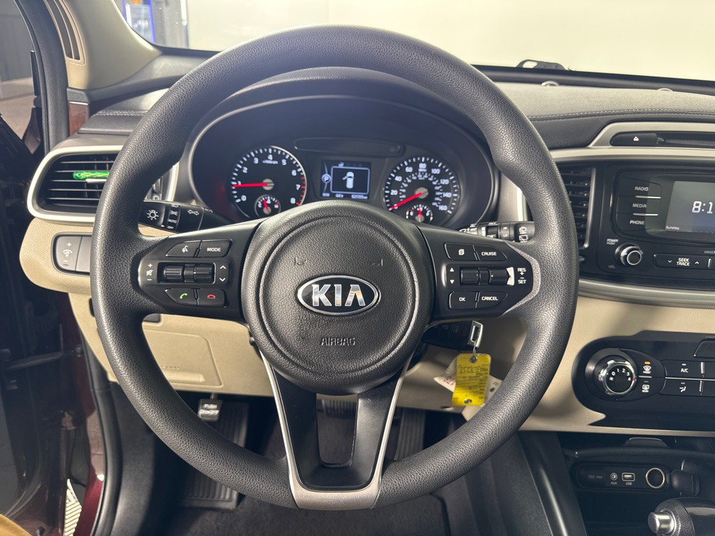 2017 Kia Sorento Image 17