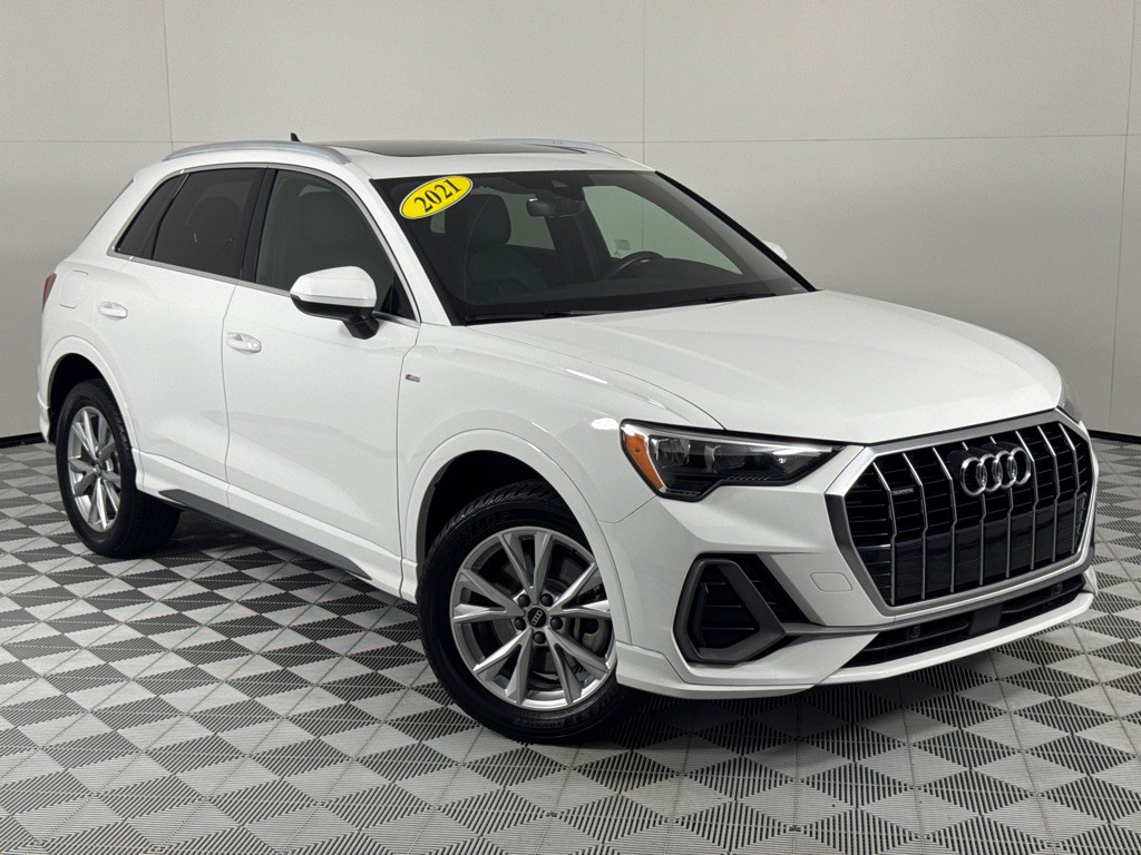 2021 Audi Q3 Image 2