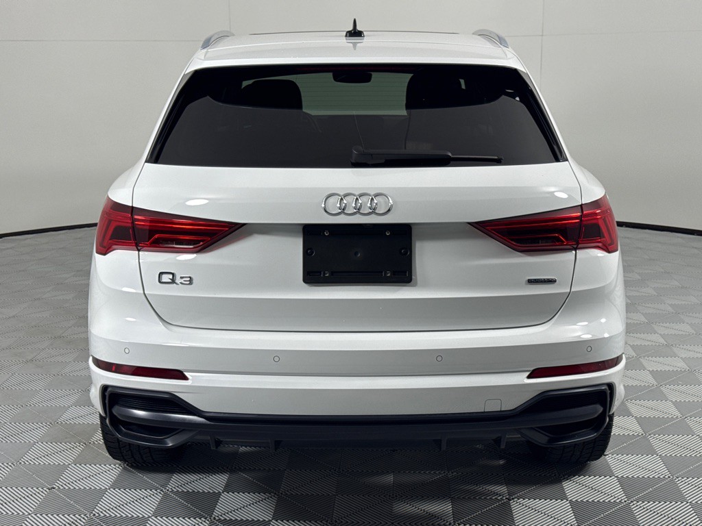 2021 Audi Q3 Image 6